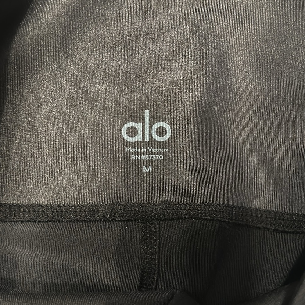 ALO LEGGINGS MID CALF/ANKLE LENGTH - Picture 2 of 4